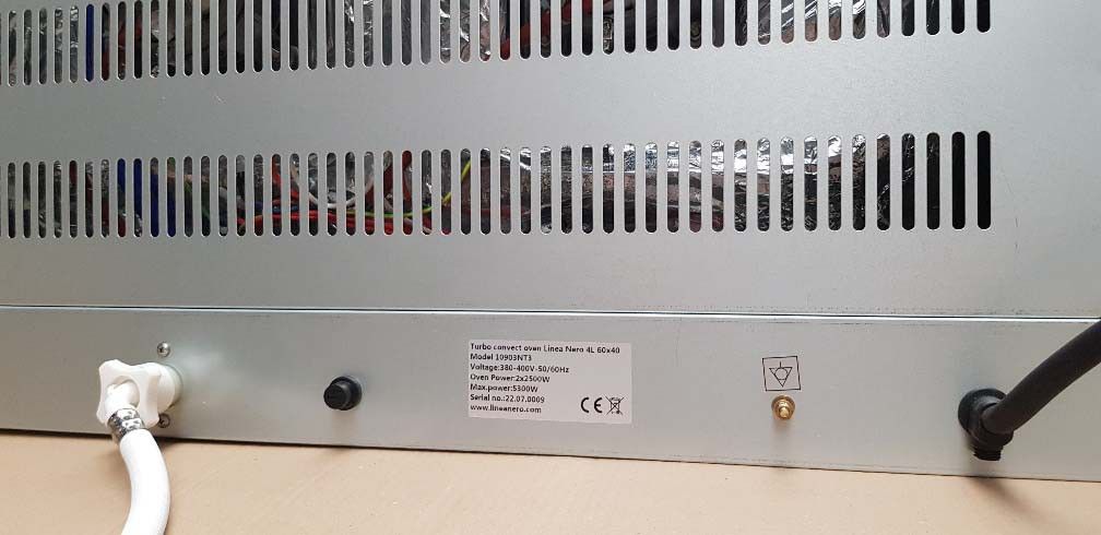 Turbo heteluchtoven 60x40cm 380V, 2 autorev. ventilatoren, vochtinj.