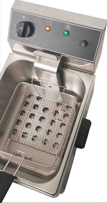 Euromax elektrische enkele friteuse Linea Nero 1026N